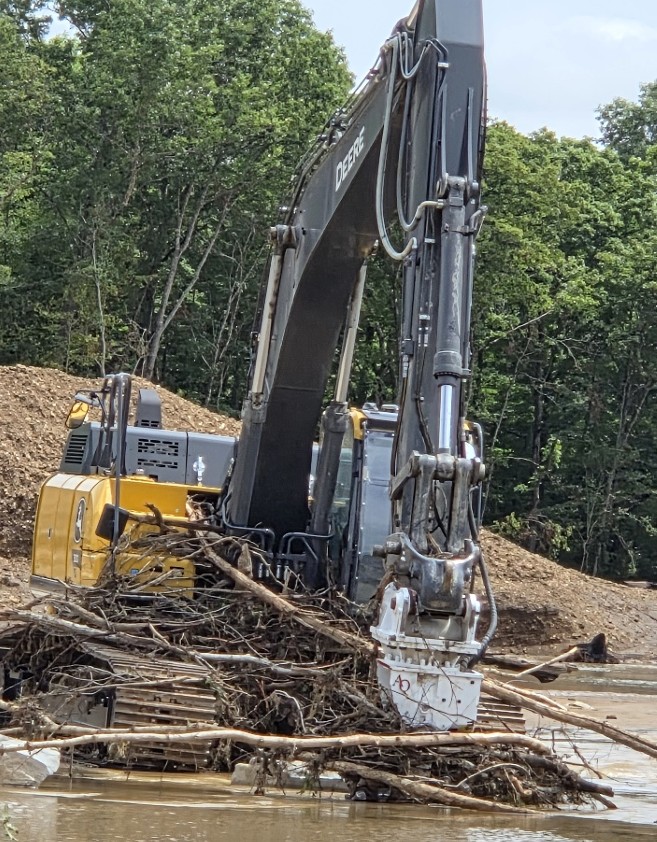 2024 DEERE 300 P-TIER Excavator