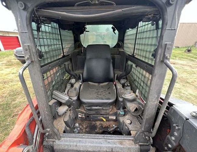 2025 Kubota SVL75-3 Skid Steer - Image 11