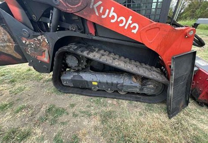 2025 Kubota SVL75-3 Skid Steer - Image 12