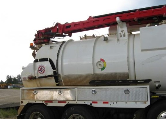 2025 Peterbilt 567 Shellvac Hydro Excavator Vacuum Truck - Image 9