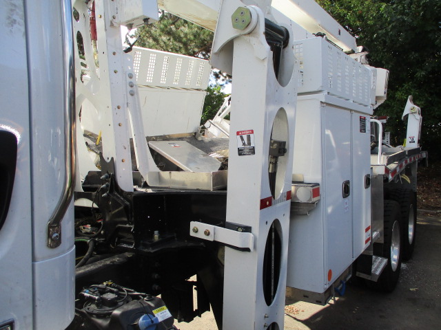 2026 Freightliner M2 106 Bucket Truck - Image 8