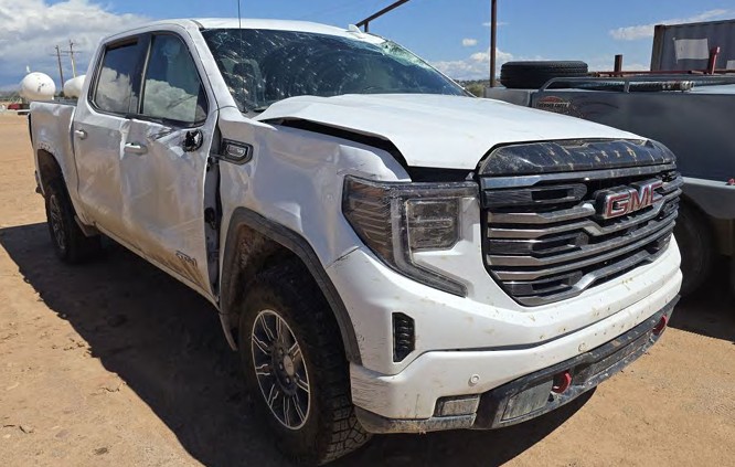 2026 GMC Sierra 1500 - Image 2