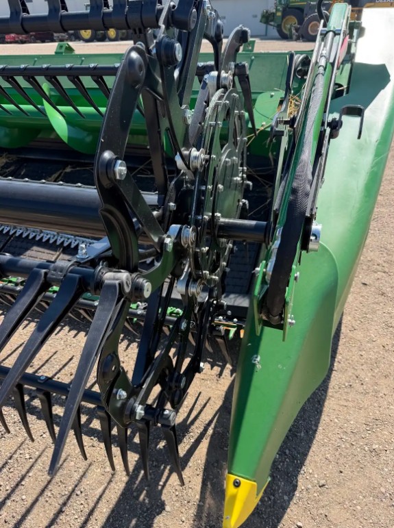 2026 John Deere HDF 50 Hinged Frame Draper Header - Image 10