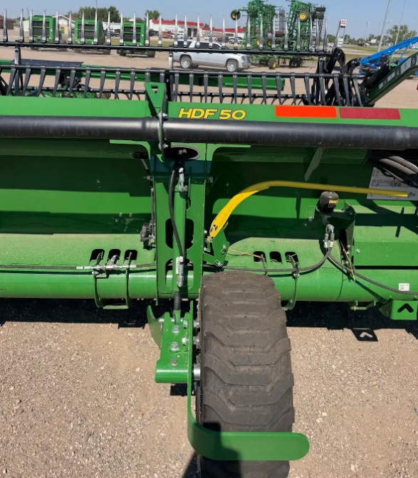 2026 John Deere HDF 50 Hinged Frame Draper Header - Image 2
