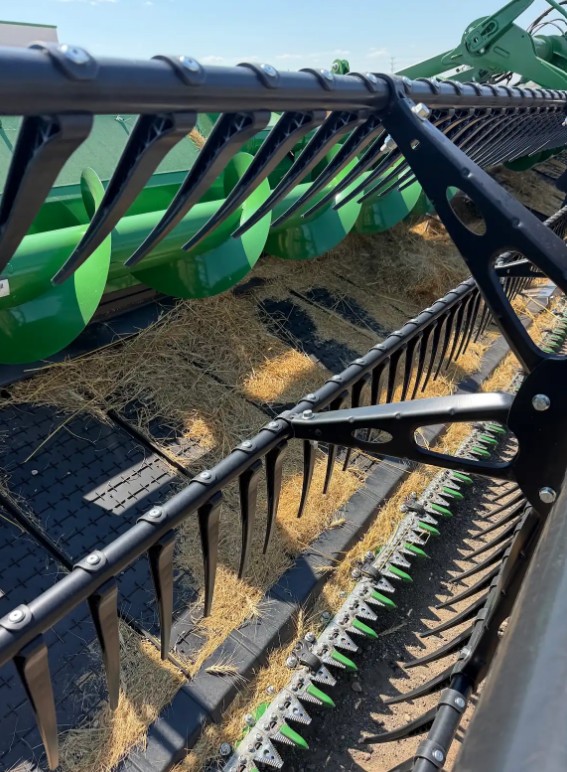 2026 John Deere HDF 50 Hinged Frame Draper Header - Image 20