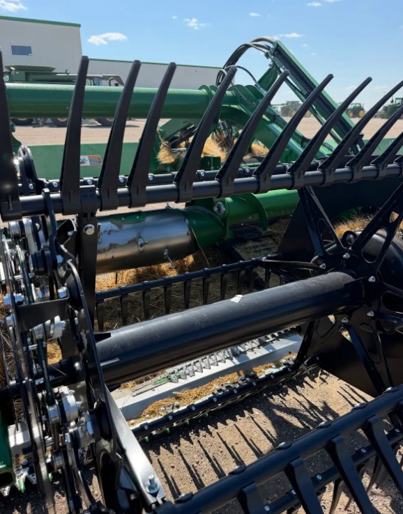 2026 John Deere HDF 50 Hinged Frame Draper Header - Image 21