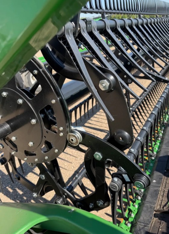 2026 John Deere HDF 50 Hinged Frame Draper Header - Image 24