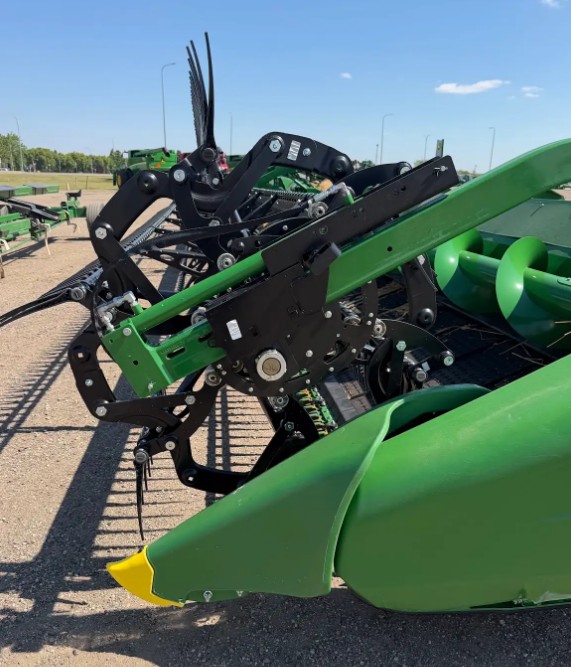 2026 John Deere HDF 50 Hinged Frame Draper Header - Image 5