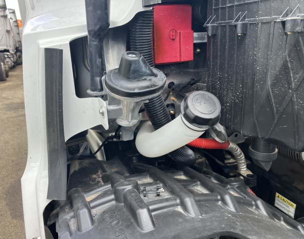 2027 Freightliner Cascadia - Image 40