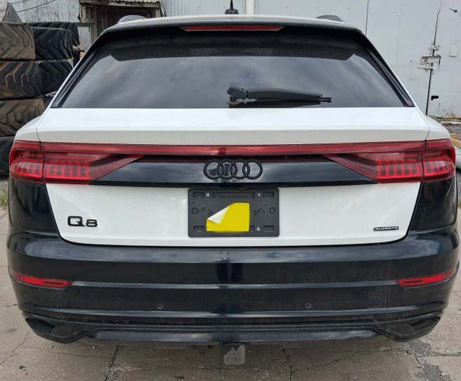 2021 Audi Q8 - Image 10