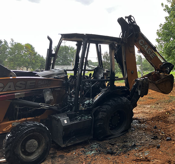 2018 CASE 580SN Backhoe - Image 4
