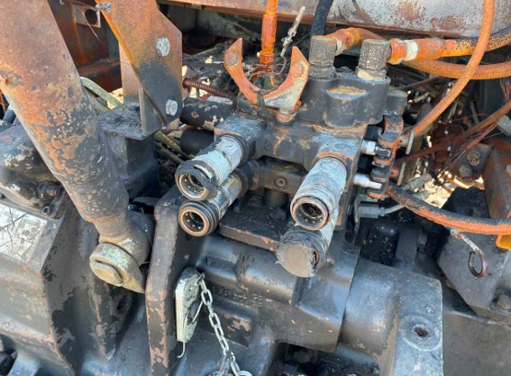 Case IH 5120 Tractor - Image 7