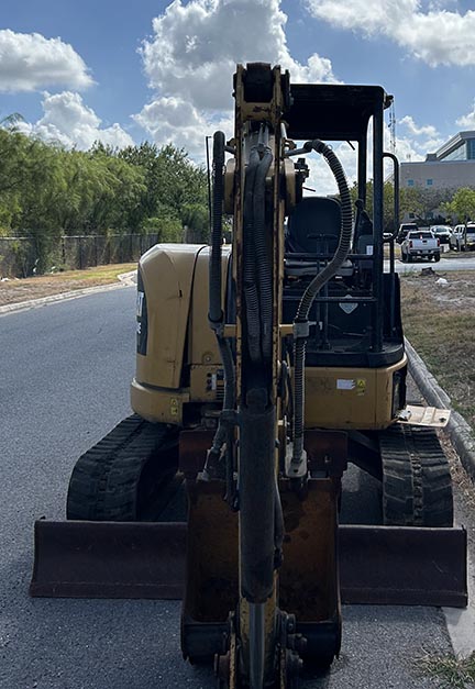 2013 Caterpillar 304E Mini Excavator - Image 3