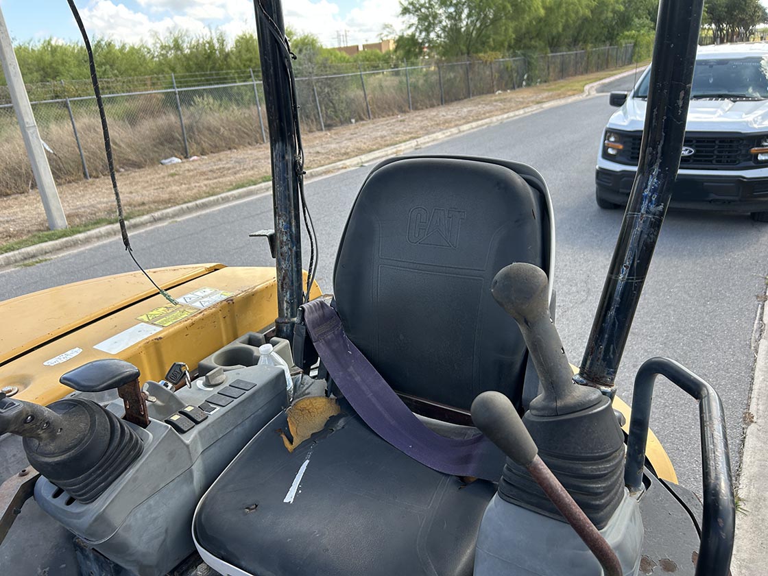 2013 Caterpillar 304E Mini Excavator - Image 5