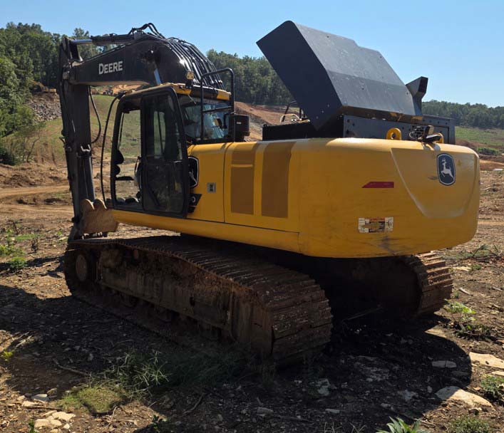 2024 DEERE 300 P-TIER Excavator - Image 4