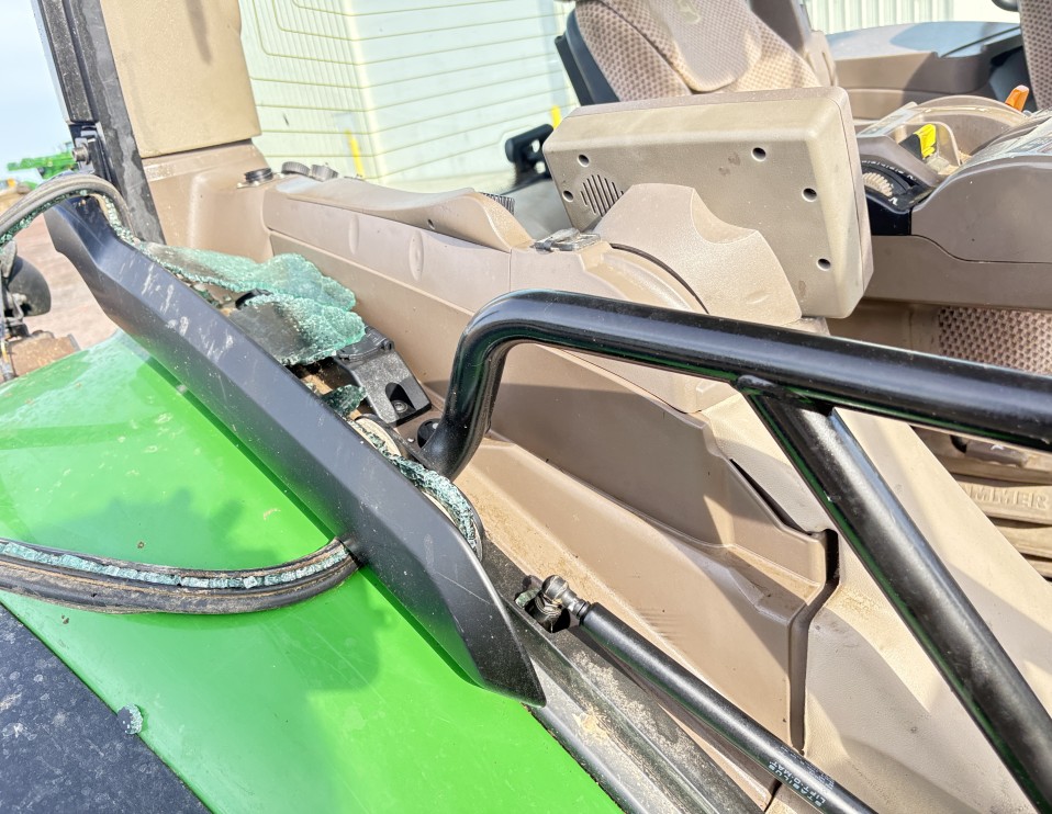 2012 John Deere 6210R Tractor - Image 13