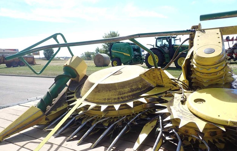 John Deere 676 Forage Header - Image 4