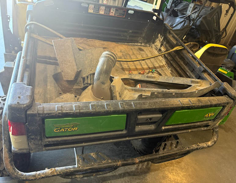 2020 John Deere Gator XUV835M - Image 3