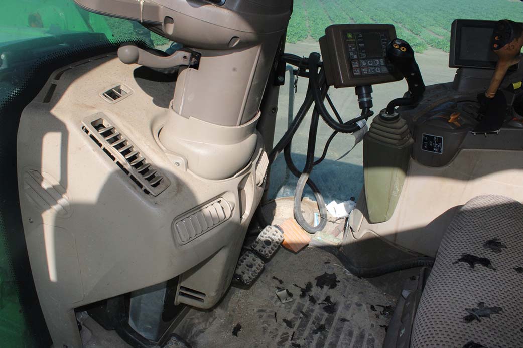 2017 John Deere 6155R Tractor - Image 10