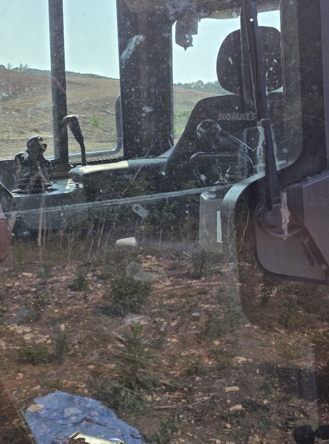 2022 Komatsu D61PX-24 Dozer - Image 2
