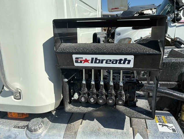 2027 Mack GR64B - Image 18