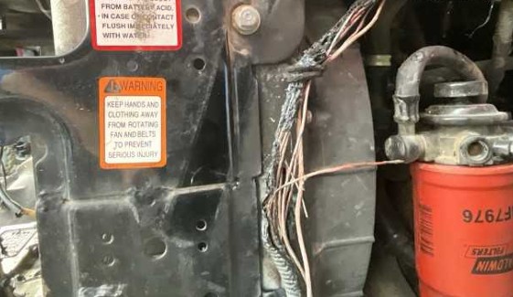2016 Mahindra 5570 Tractor - Image 10