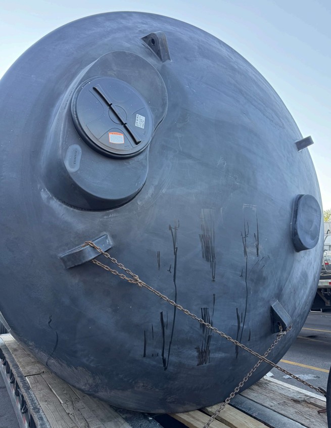 Tank - Image 4