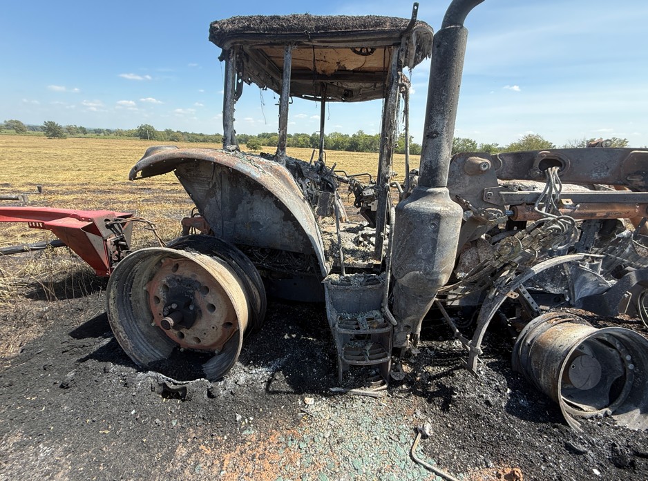 2017 John Deere 6130M Tractor - Image 3