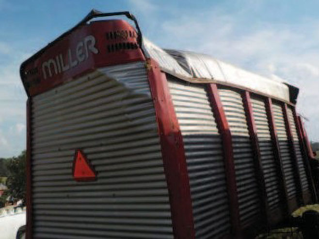 2010 Arts Way Miller Pro Wagon - Image 10