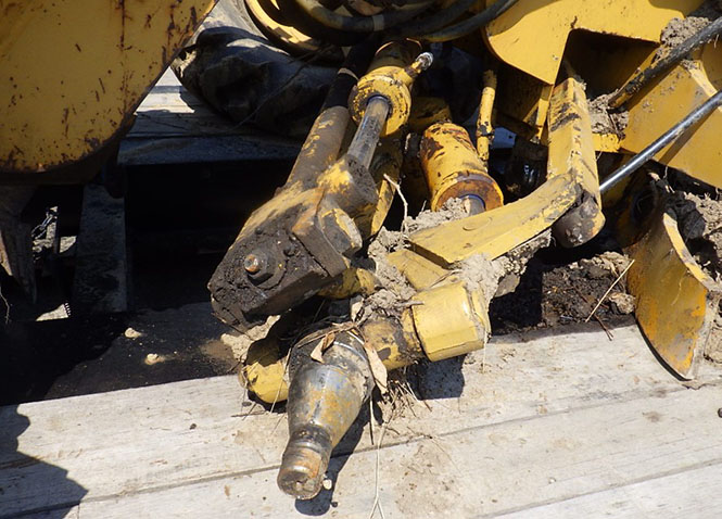 Champion 720A Motor Grader - Image 7