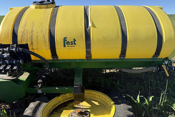2008 FAST 8100 Fertilizer Applicator - Image 2