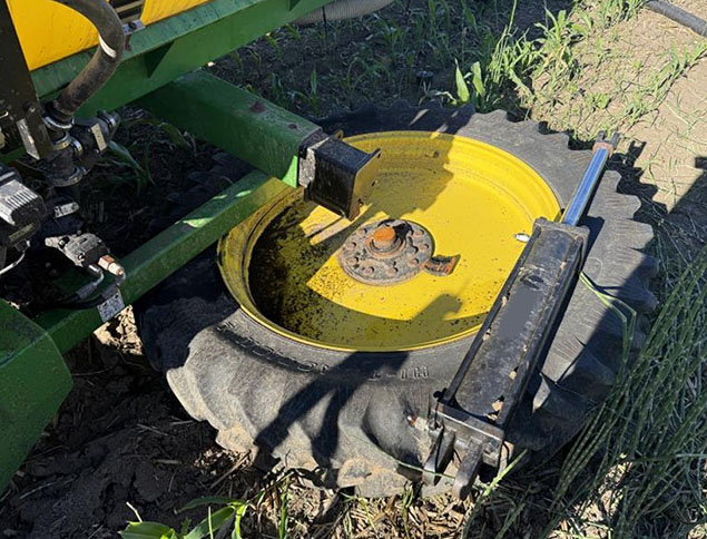 2008 FAST 8100 Fertilizer Applicator - Image 11