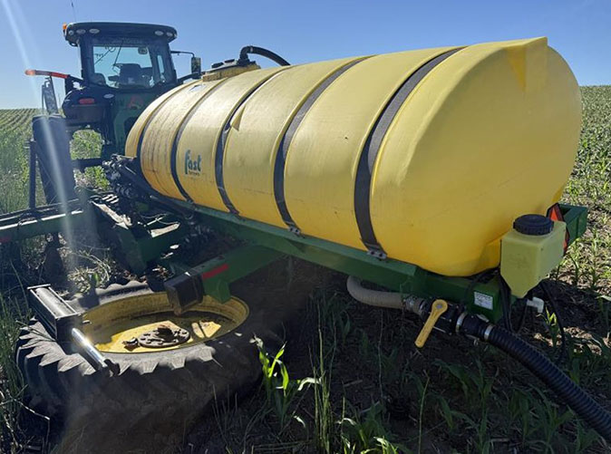 2008 FAST 8100 Fertilizer Applicator - Image 3