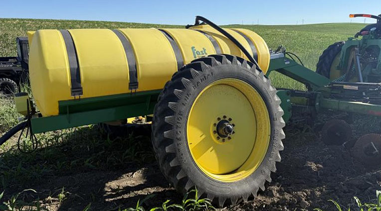 2008 FAST 8100 Fertilizer Applicator - Image 4