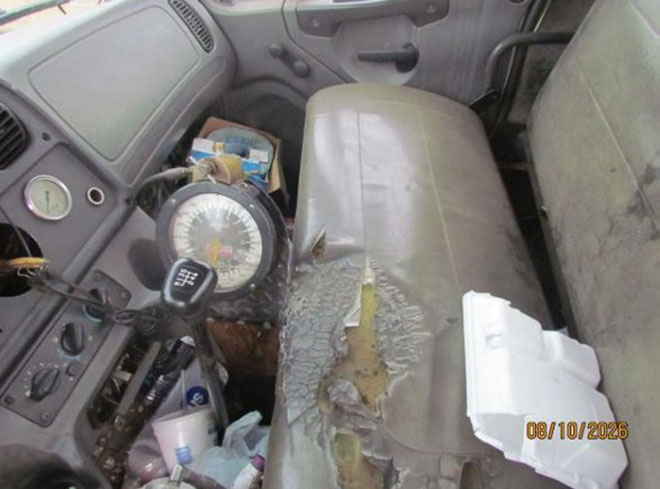 2007 Freightliner M2 - Image 32
