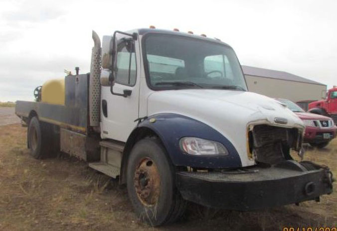 2007 Freightliner M2 - Image 10