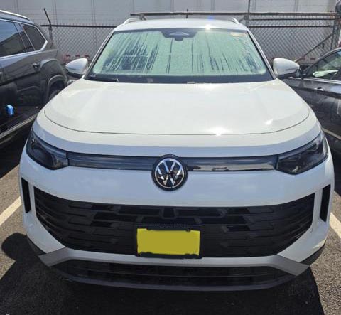2026 Volkswagen Tiguan (007) - Image 2