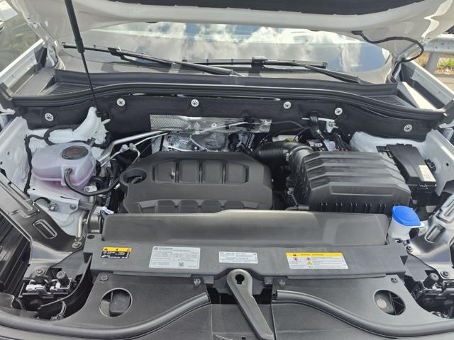 2026 Volkswagen Atlas (008) - Image 10