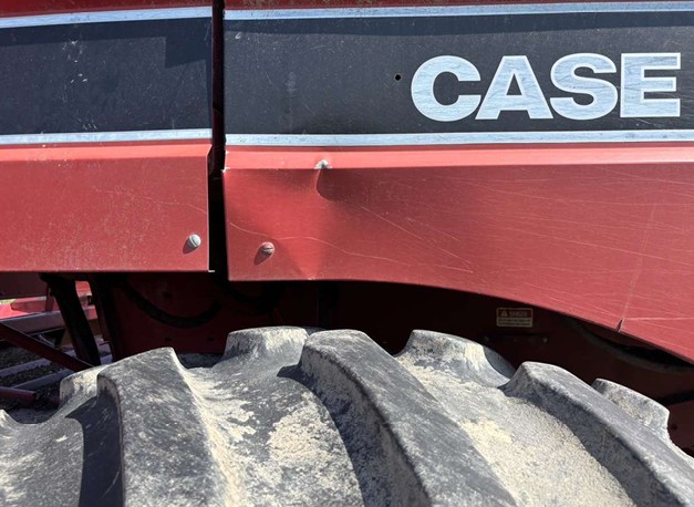 1991 Case IH 1660 Combine & 2000 Case IH 1020 Flex Header - Image 10