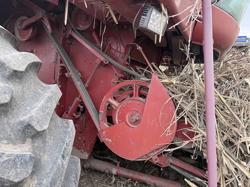 1996 CASE IH 2188 Combine - Image 16