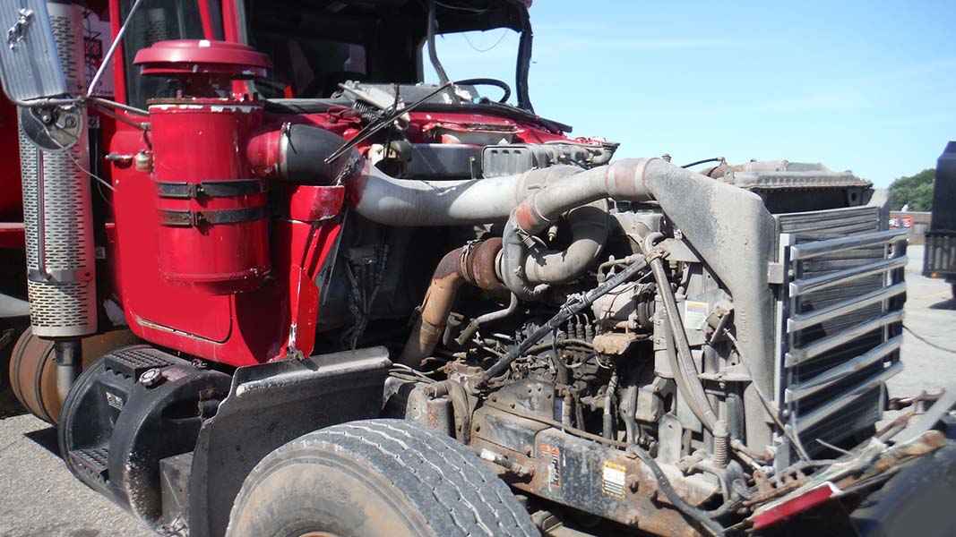 1996 Mack RD688S Roll-off Dump Truck - Image 13