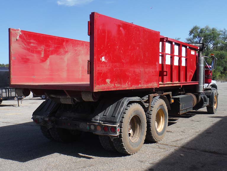 1996 Mack RD688S Roll-off Dump Truck - Image 6