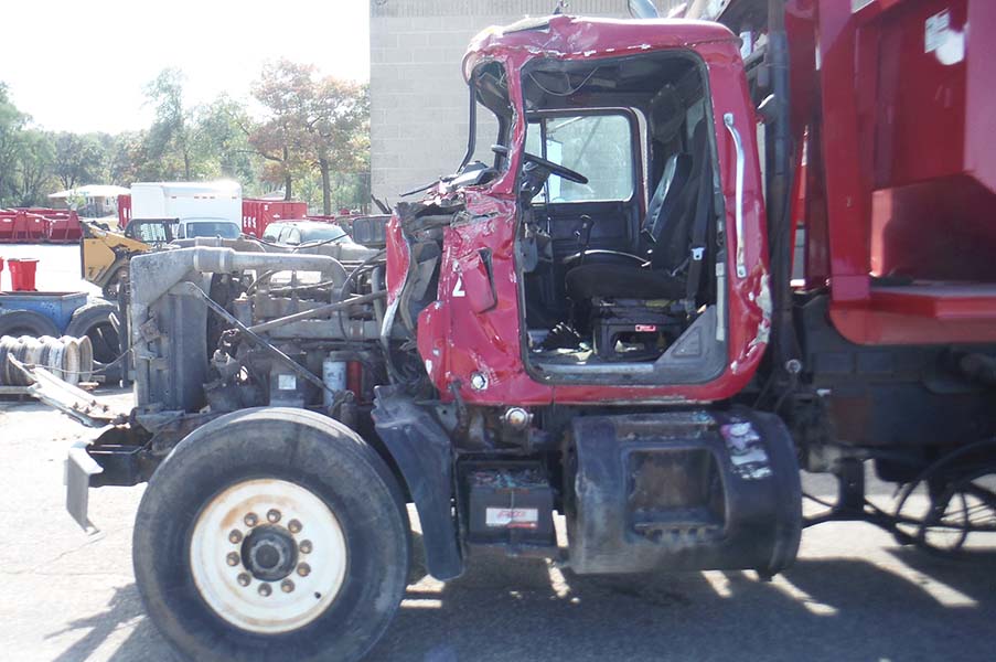 1996 Mack RD688S Roll-off Dump Truck - Image 8