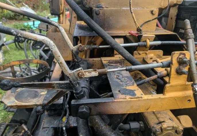1998 LeeBoy 8000 Paver - Image 11