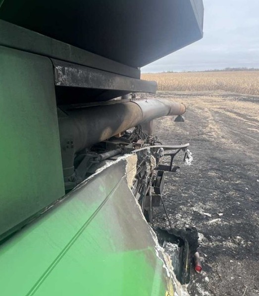 2001 John Deere 9750 STS Combine - Image 18