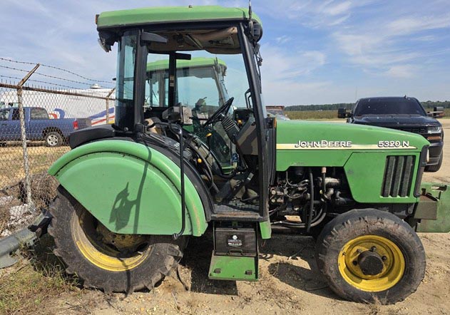 2003 John Deere 5320N Tractor