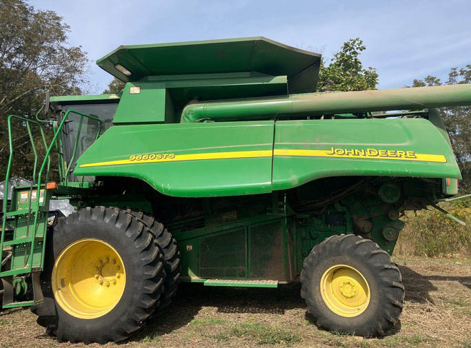 2003 John Deere 9660 STS Combine