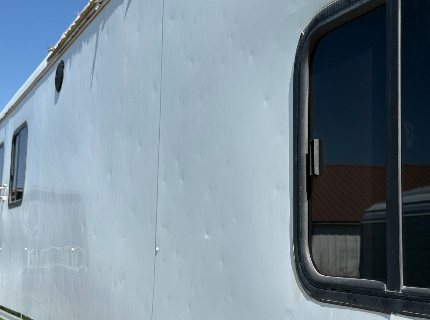 2004 Bison Horse Trailer - Image 3