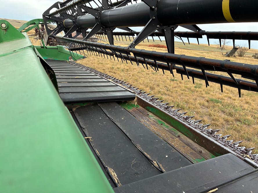2004 John Deere 936D Header
