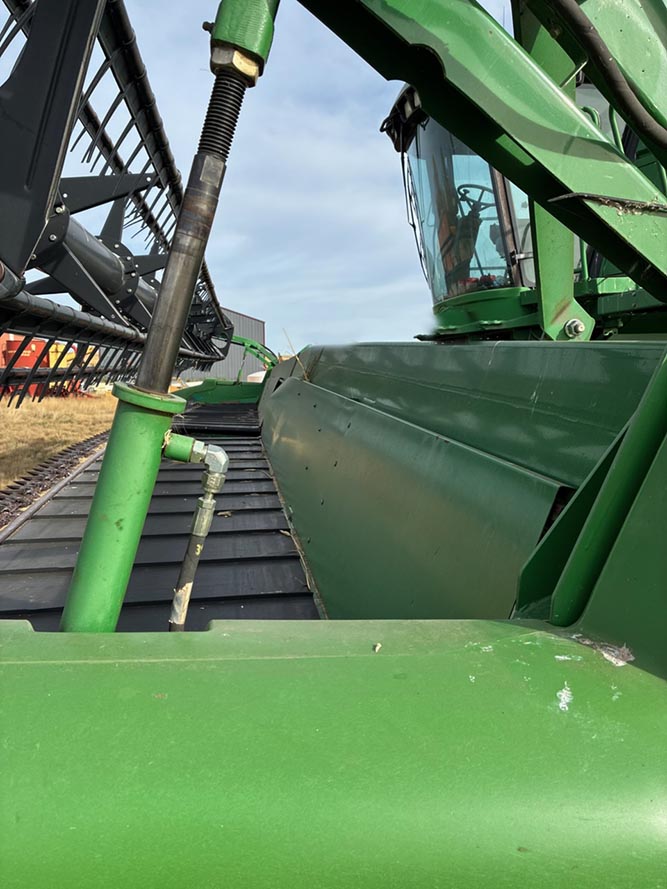 2004 John Deere 936D Header - Image 20